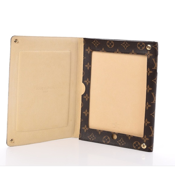 SOLD!!!!!! 🎉🎊 - Picture 2 of 3